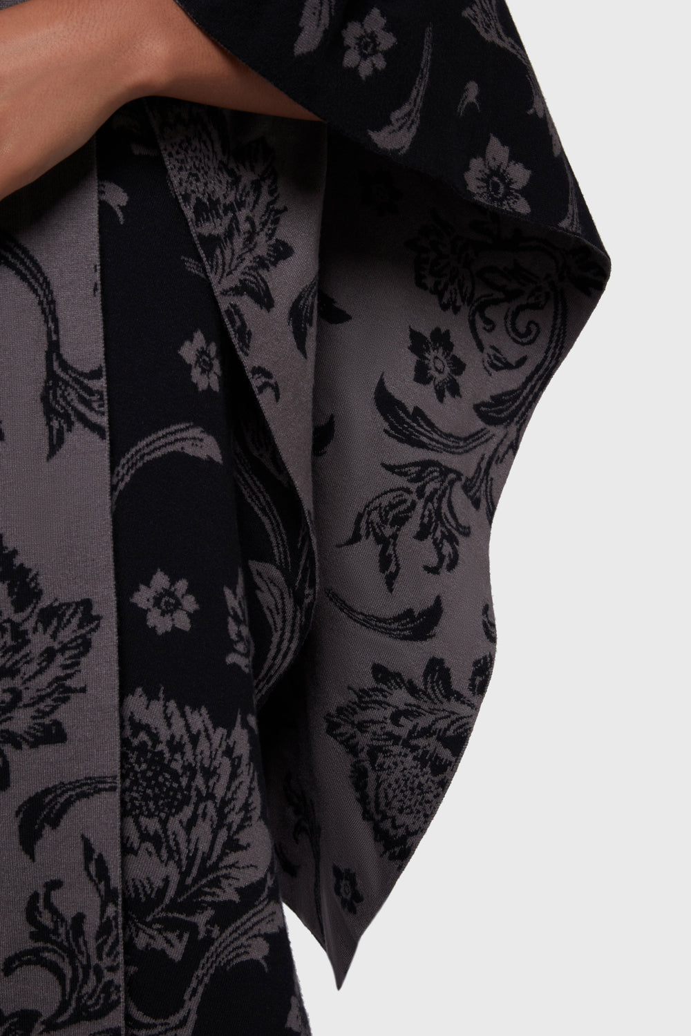 Flowering Fauna Cover Up Killstar