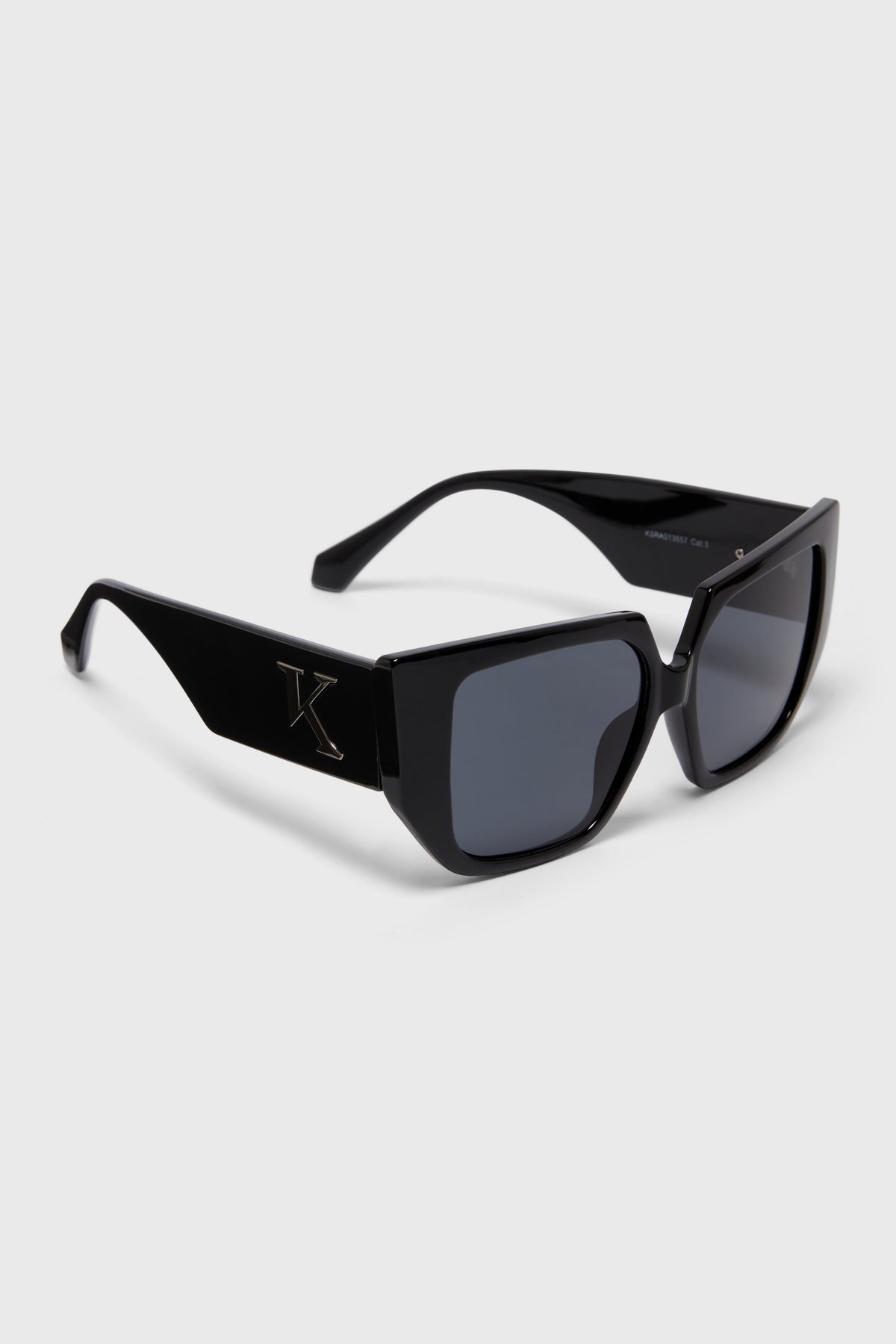 Vira Sunglasses Killstar