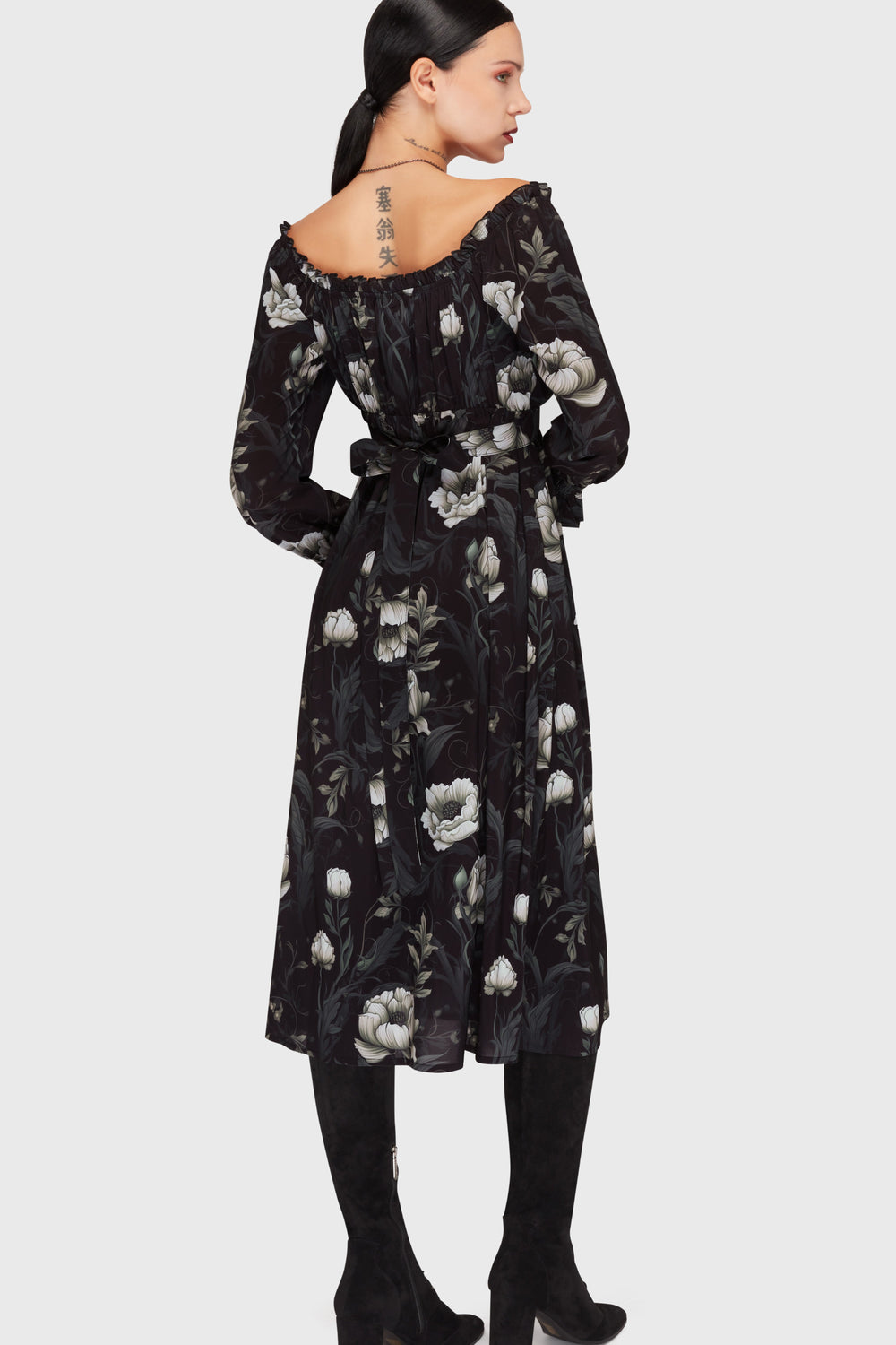 Ivory's Chorus Midi Dress Killstar