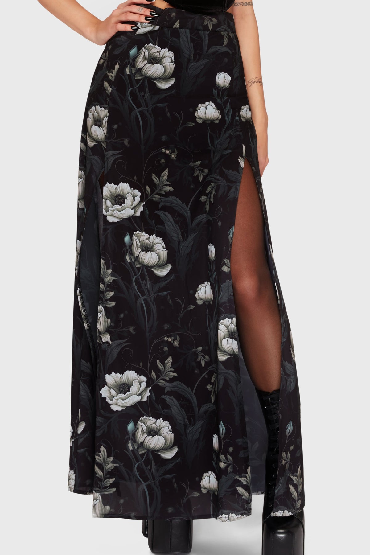 Ivory's Chorus Maxi Skirt Killstar