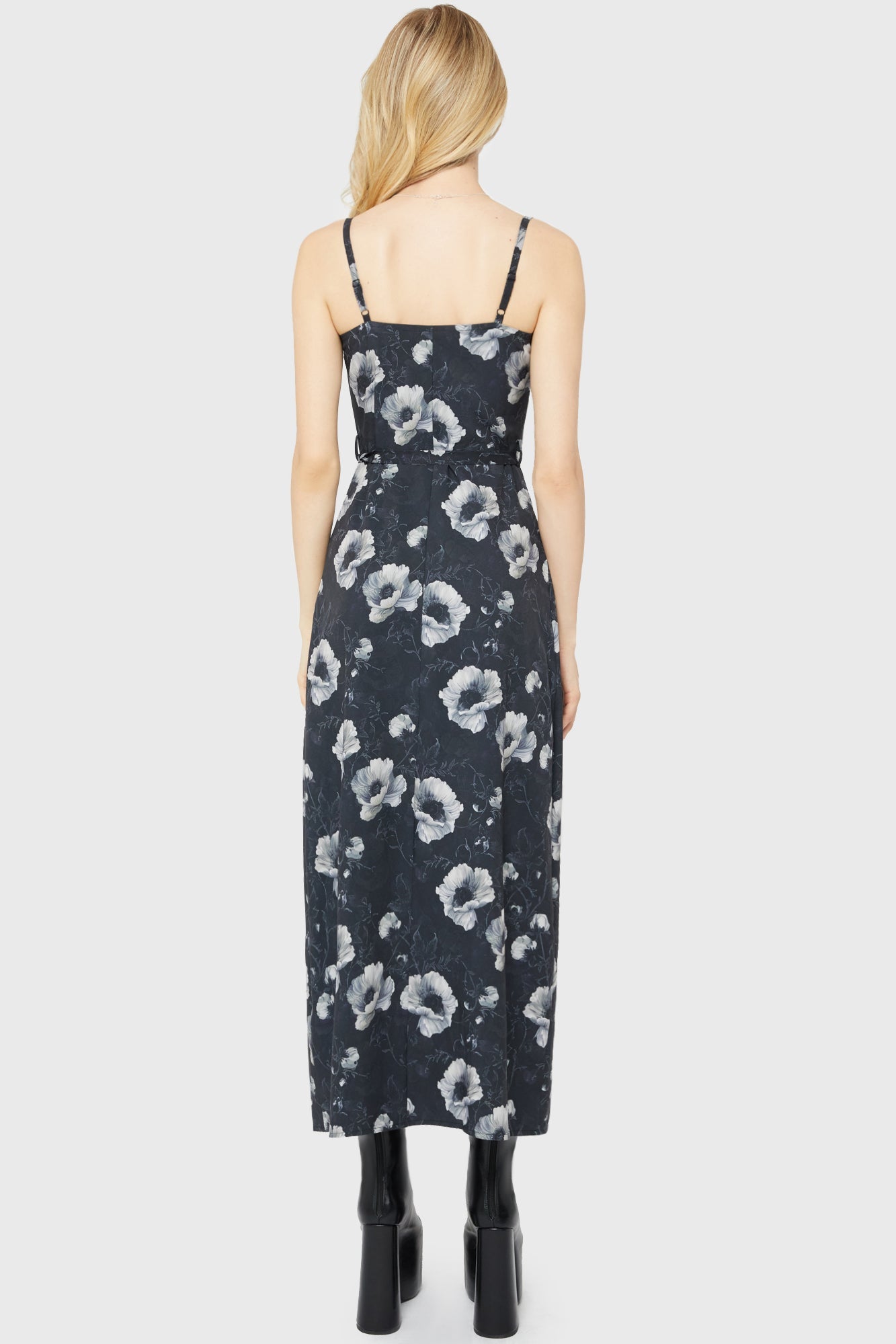 Cottage Chorus Maxi Dress [BLACK AND WHITE] Killstar