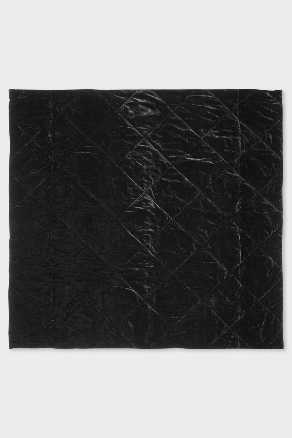 Homeware Bedding &amp; Cushions | Killstar Jet Velvet Comforter